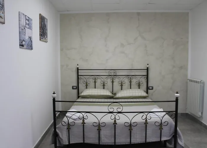 Riccia, Frolla E Babba