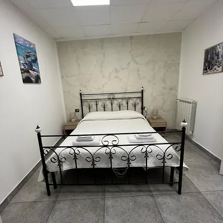 Riccia, Frolla E Babba Lägenhet Neapel